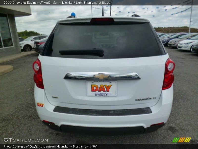 Summit White / Light Titanium/Jet Black 2011 Chevrolet Equinox LT AWD