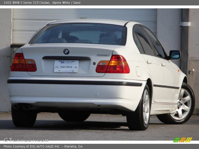 Alpine White / Sand 2003 BMW 3 Series 325i Sedan