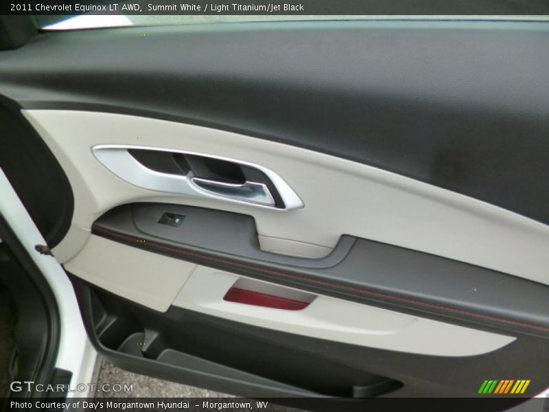 Summit White / Light Titanium/Jet Black 2011 Chevrolet Equinox LT AWD