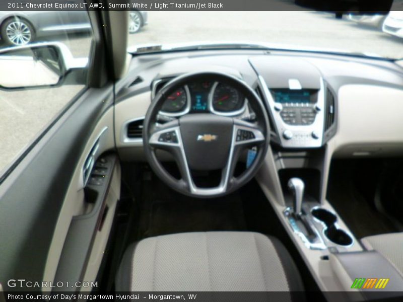 Summit White / Light Titanium/Jet Black 2011 Chevrolet Equinox LT AWD