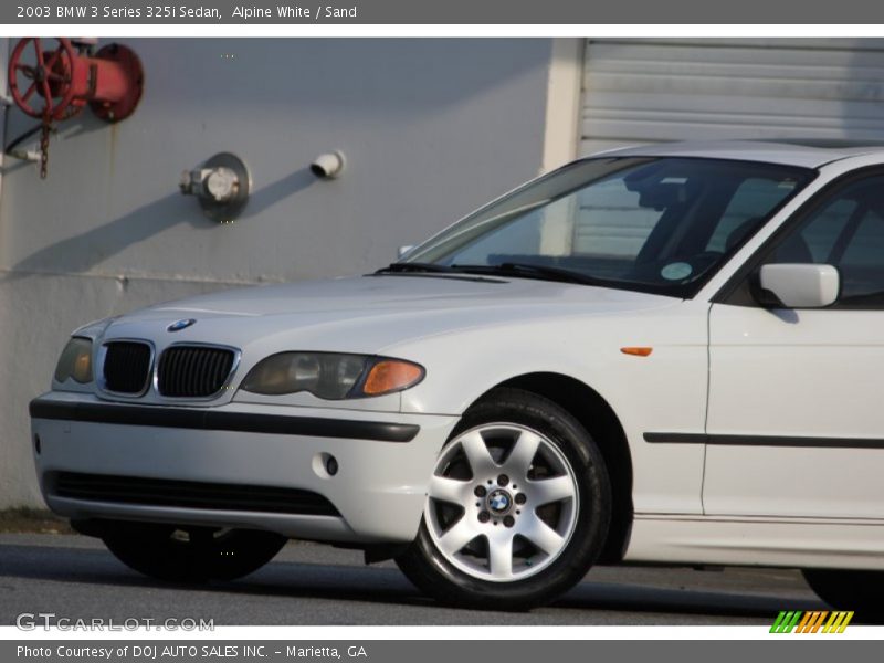 Alpine White / Sand 2003 BMW 3 Series 325i Sedan