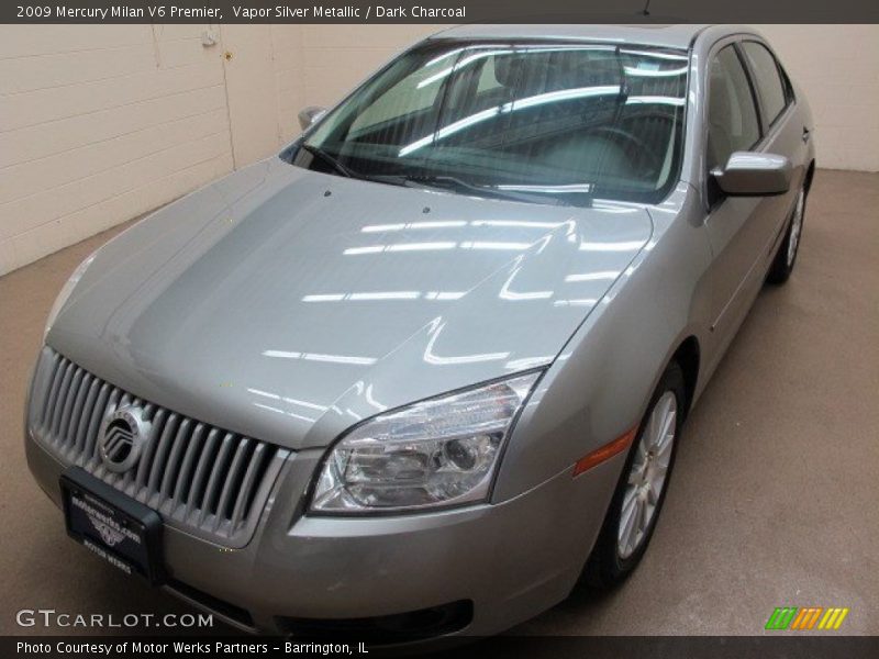 Vapor Silver Metallic / Dark Charcoal 2009 Mercury Milan V6 Premier
