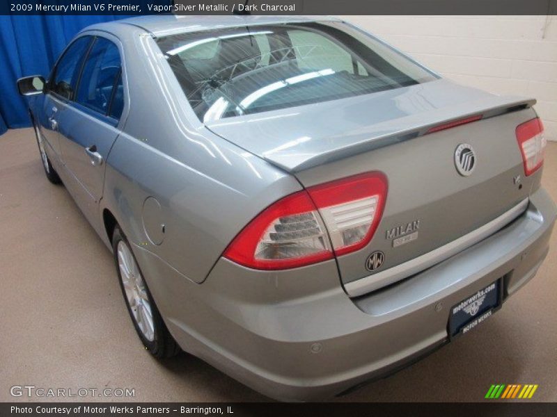 Vapor Silver Metallic / Dark Charcoal 2009 Mercury Milan V6 Premier