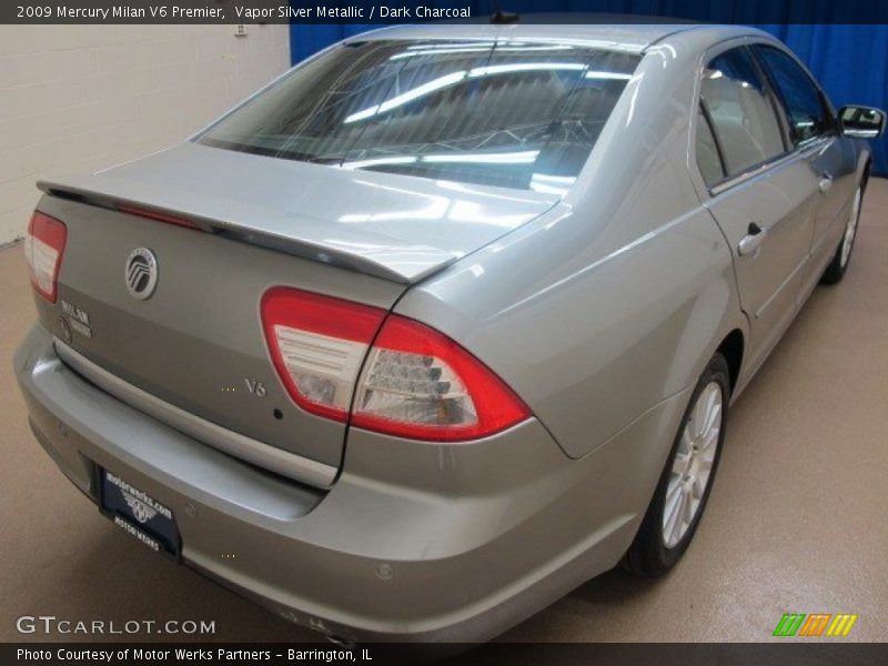 Vapor Silver Metallic / Dark Charcoal 2009 Mercury Milan V6 Premier