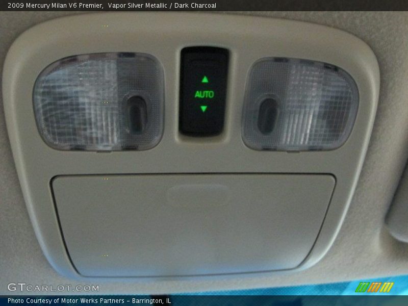 Vapor Silver Metallic / Dark Charcoal 2009 Mercury Milan V6 Premier