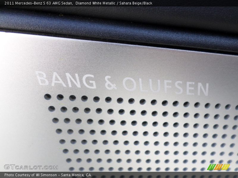 Audio System of 2011 S 63 AMG Sedan