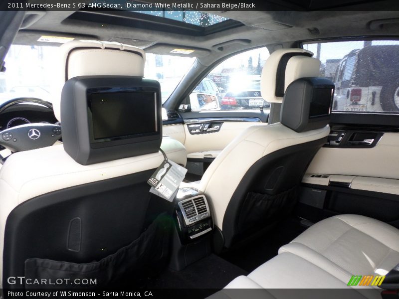 Entertainment System of 2011 S 63 AMG Sedan