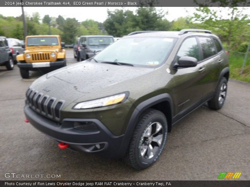 ECO Green Pearl / Morocco - Black 2014 Jeep Cherokee Trailhawk 4x4
