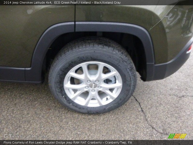 ECO Green Pearl / Iceland - Black/Iceland Gray 2014 Jeep Cherokee Latitude 4x4