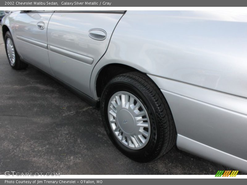 Galaxy Silver Metallic / Gray 2002 Chevrolet Malibu Sedan