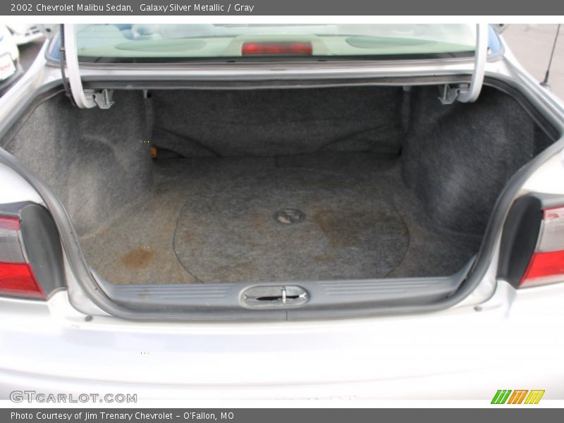 Galaxy Silver Metallic / Gray 2002 Chevrolet Malibu Sedan