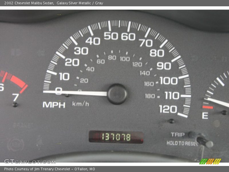Galaxy Silver Metallic / Gray 2002 Chevrolet Malibu Sedan