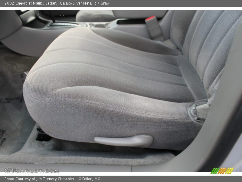Galaxy Silver Metallic / Gray 2002 Chevrolet Malibu Sedan