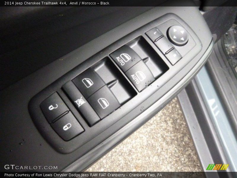 Anvil / Morocco - Black 2014 Jeep Cherokee Trailhawk 4x4