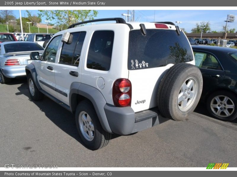 Stone White / Medium Slate Gray 2005 Jeep Liberty Sport