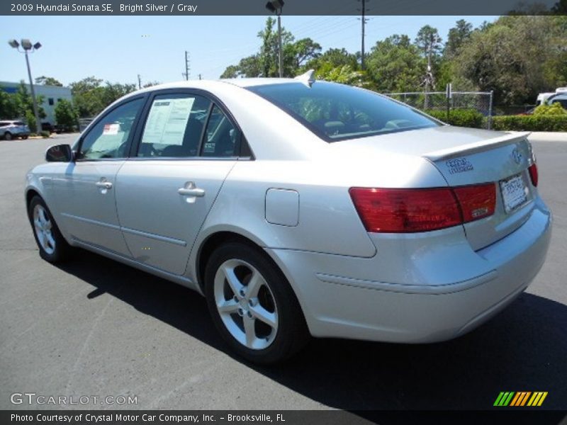 Bright Silver / Gray 2009 Hyundai Sonata SE