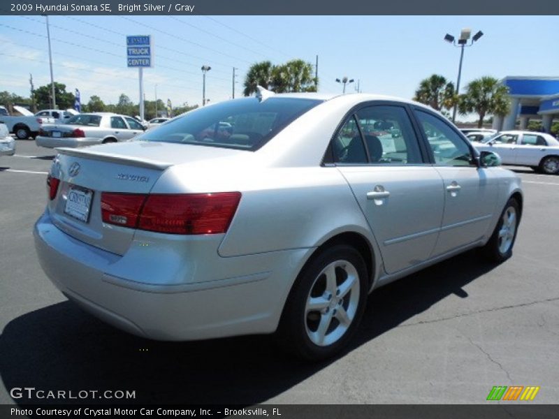 Bright Silver / Gray 2009 Hyundai Sonata SE