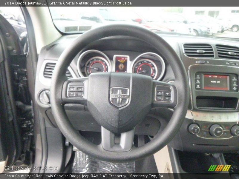 Granite Crystal Metallic / Black/Light Frost Beige 2014 Dodge Journey SE