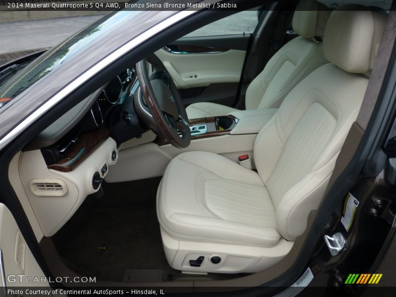 Front Seat of 2014 Quattroporte S Q4 AWD