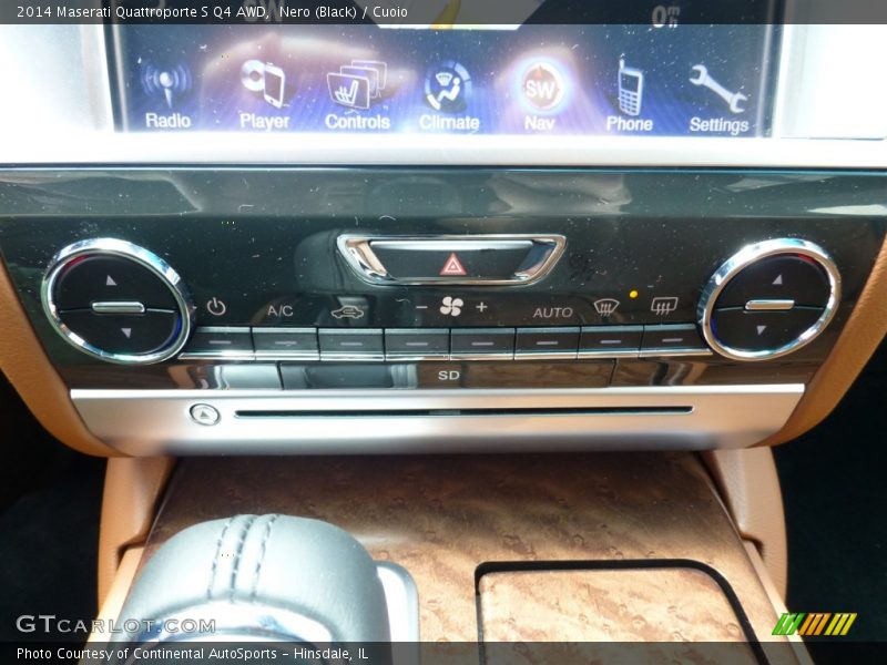 Controls of 2014 Quattroporte S Q4 AWD