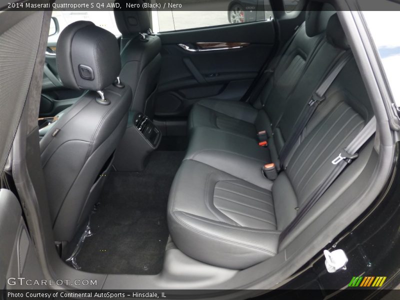 Rear Seat of 2014 Quattroporte S Q4 AWD