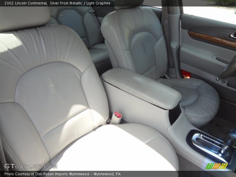 Silver Frost Metallic / Light Graphite 2002 Lincoln Continental