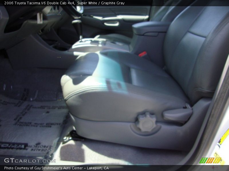 Super White / Graphite Gray 2006 Toyota Tacoma V6 Double Cab 4x4
