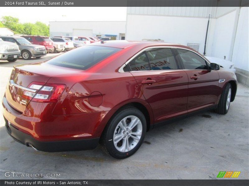 Sunset / Dune 2014 Ford Taurus SEL