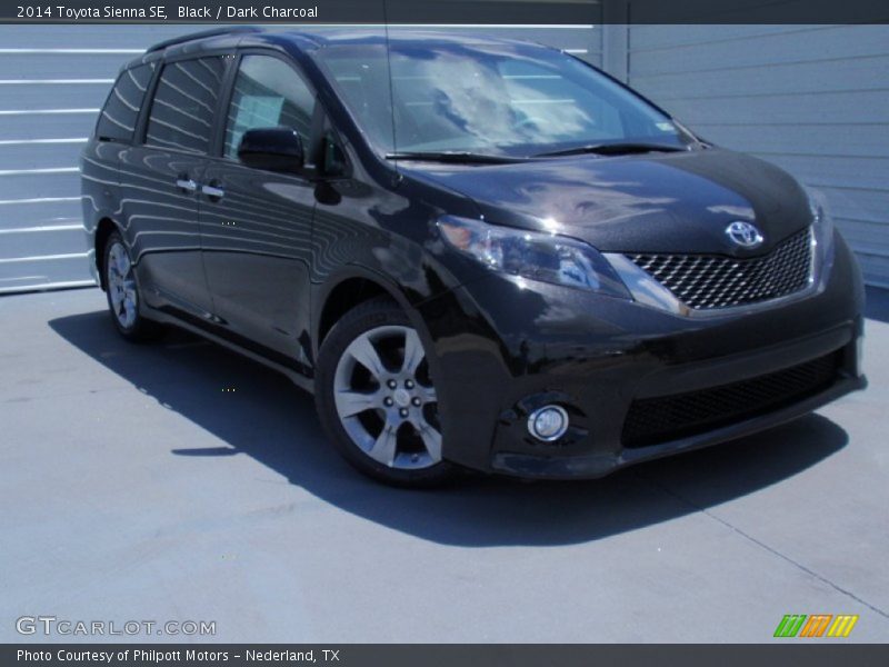 Black / Dark Charcoal 2014 Toyota Sienna SE