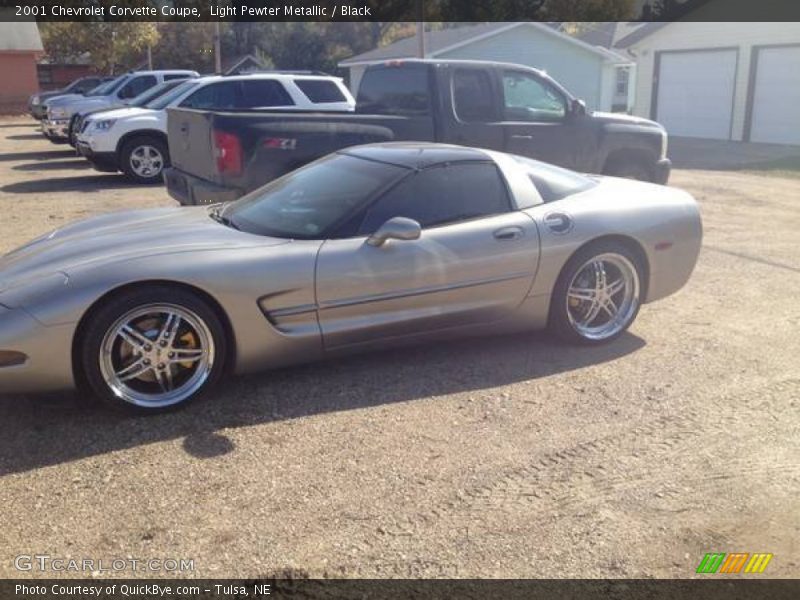 Light Pewter Metallic / Black 2001 Chevrolet Corvette Coupe