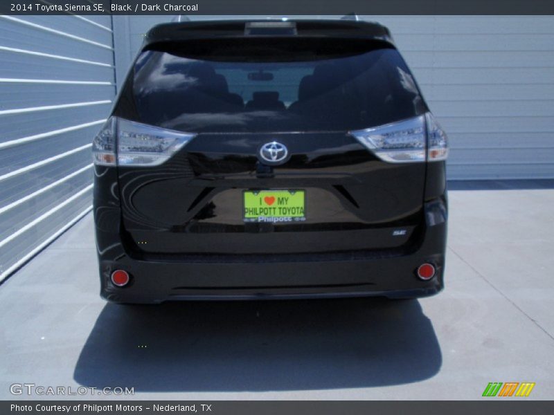 Black / Dark Charcoal 2014 Toyota Sienna SE