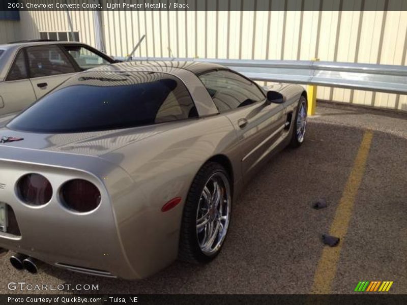 Light Pewter Metallic / Black 2001 Chevrolet Corvette Coupe