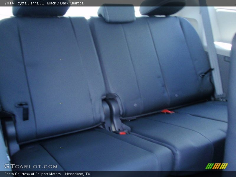 Black / Dark Charcoal 2014 Toyota Sienna SE