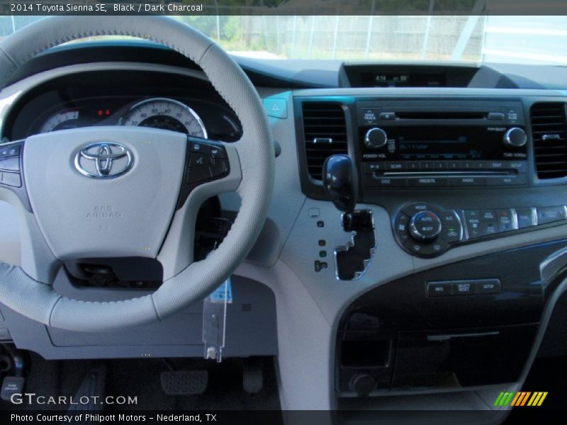 Black / Dark Charcoal 2014 Toyota Sienna SE