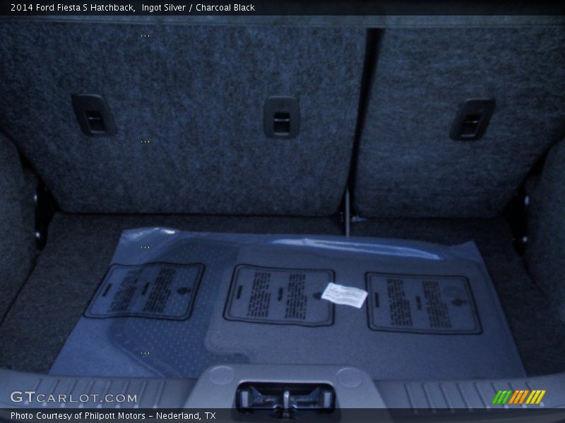 Ingot Silver / Charcoal Black 2014 Ford Fiesta S Hatchback