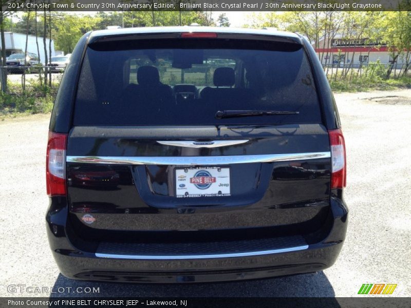 Brilliant Black Crystal Pearl / 30th Anniversary Black/Light Graystone 2014 Chrysler Town & Country 30th Anniversary Edition