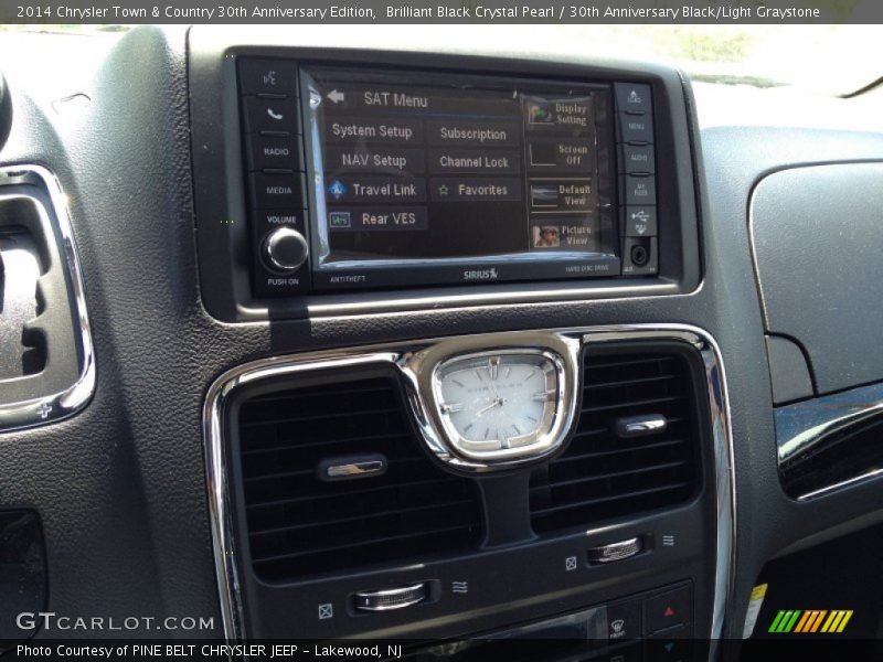 Brilliant Black Crystal Pearl / 30th Anniversary Black/Light Graystone 2014 Chrysler Town & Country 30th Anniversary Edition
