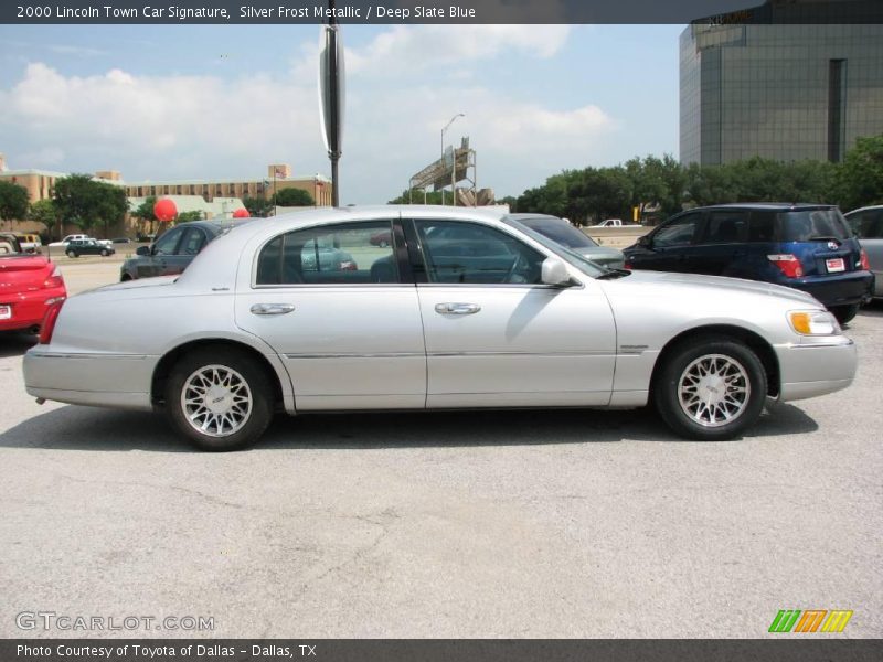 Silver Frost Metallic / Deep Slate Blue 2000 Lincoln Town Car Signature