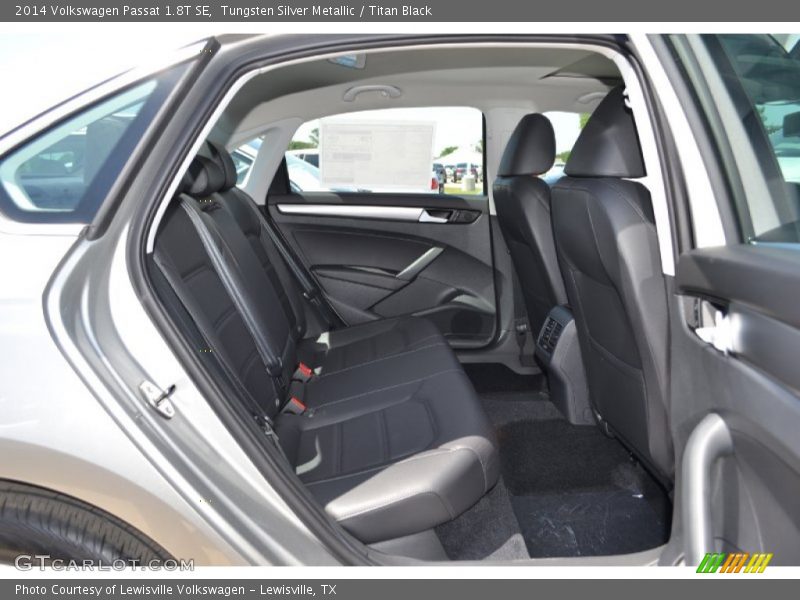 Tungsten Silver Metallic / Titan Black 2014 Volkswagen Passat 1.8T SE