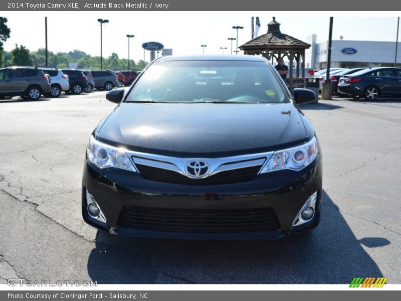 Attitude Black Metallic / Ivory 2014 Toyota Camry XLE