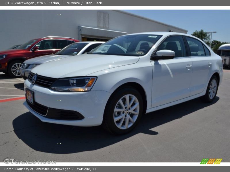 Pure White / Titan Black 2014 Volkswagen Jetta SE Sedan