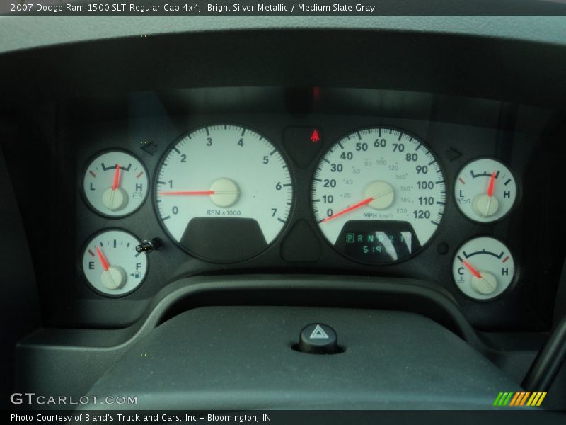 Bright Silver Metallic / Medium Slate Gray 2007 Dodge Ram 1500 SLT Regular Cab 4x4