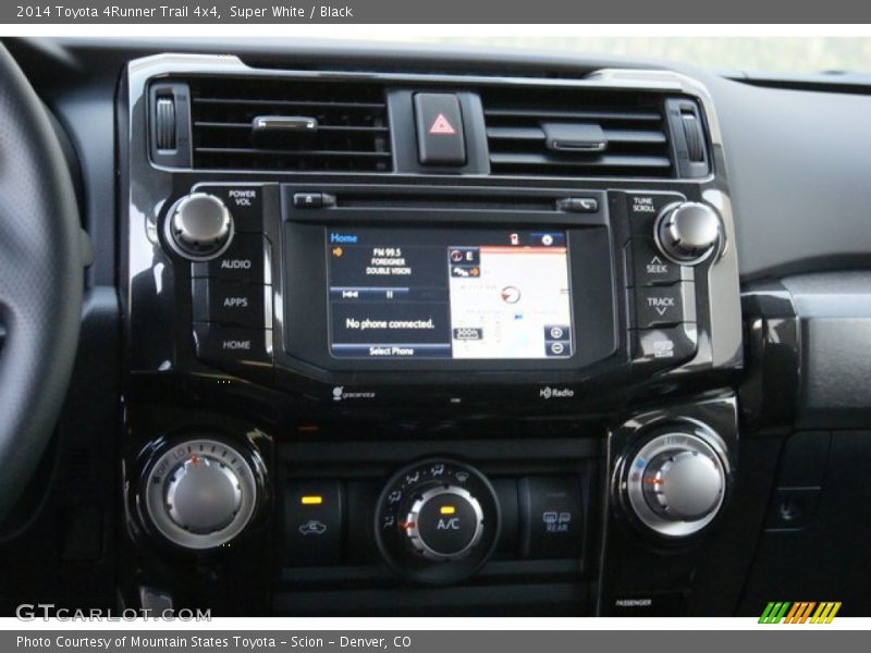 Super White / Black 2014 Toyota 4Runner Trail 4x4