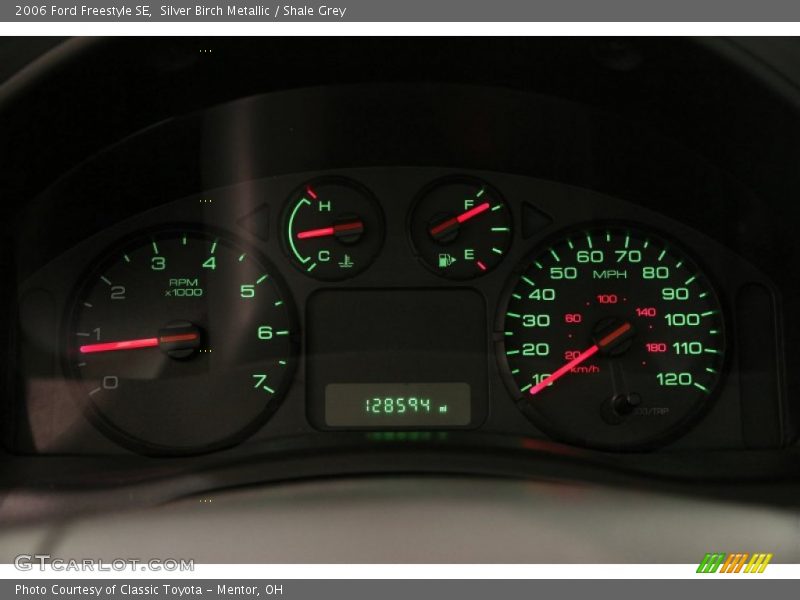 Silver Birch Metallic / Shale Grey 2006 Ford Freestyle SE