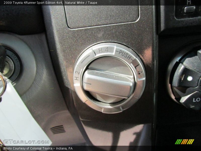 Natural White / Taupe 2009 Toyota 4Runner Sport Edition 4x4