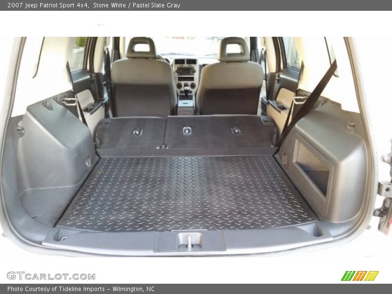 Stone White / Pastel Slate Gray 2007 Jeep Patriot Sport 4x4