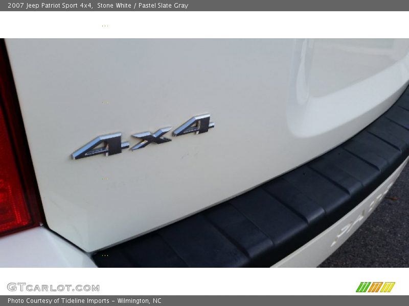 Stone White / Pastel Slate Gray 2007 Jeep Patriot Sport 4x4