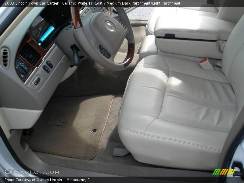 Ceramic White Tri Coat / Medium Dark Parchment/Light Parchment 2003 Lincoln Town Car Cartier
