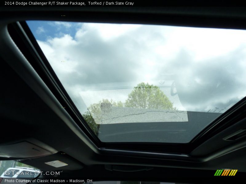 TorRed / Dark Slate Gray 2014 Dodge Challenger R/T Shaker Package