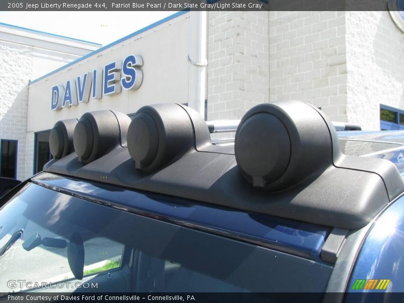 Patriot Blue Pearl / Dark Slate Gray/Light Slate Gray 2005 Jeep Liberty Renegade 4x4